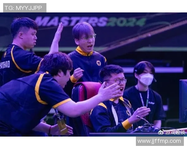 成都足球队在大师赛中的默契配合与战术执行分析